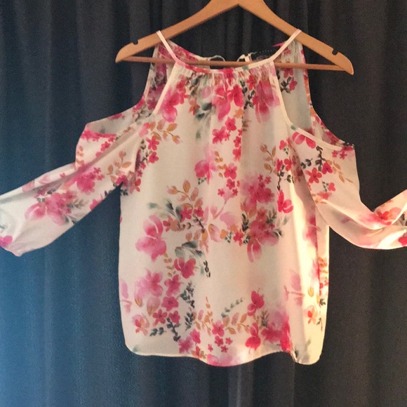 Sanctuary Tops - Floral top size small